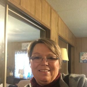 Meet your Posher, Debra